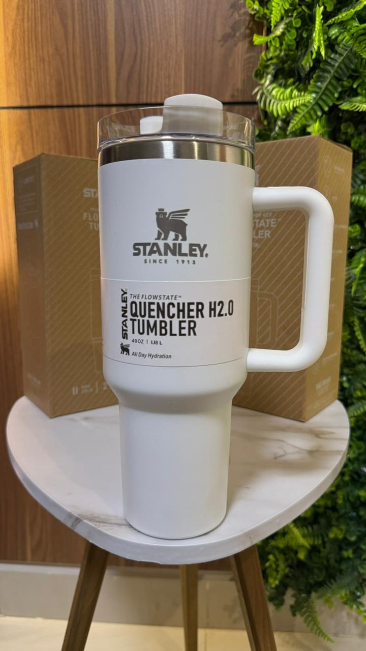 Stanley 40 oz FlowState Quencher Travel Tumbler -Polar White