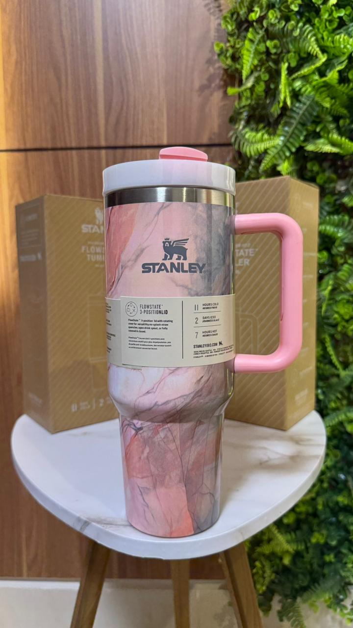 Stanley 40 oz FlowState Quencher Travel Tumbler -Pink Marble Swirl