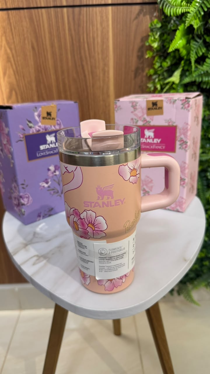 Stanley x LoveShackFancy Floral Quencher Tumbler 600ML with Handle & Straw – Pink