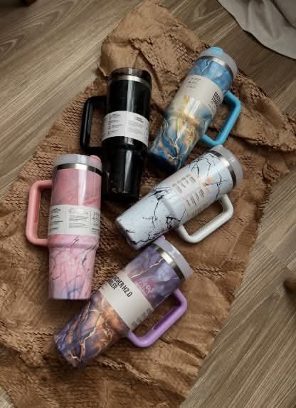 Stanley Quencher H2.0 FlowState Tumbler Marble Edition
