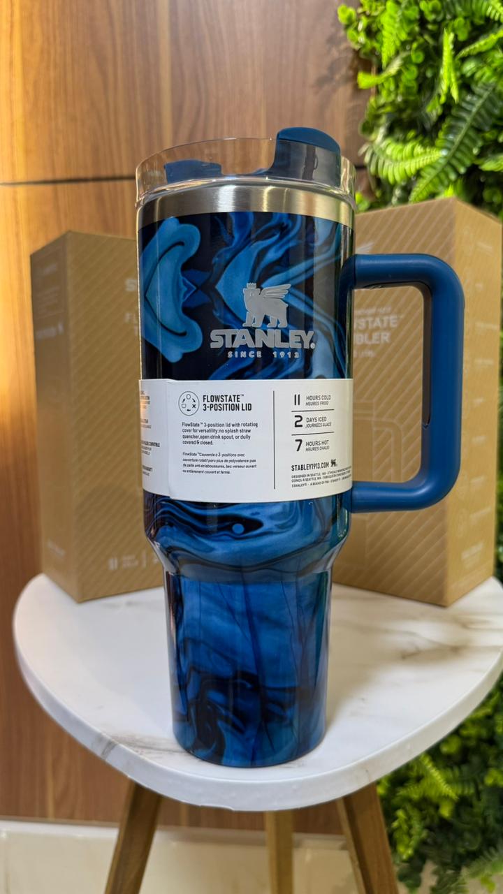 Stanley 40 oz FlowState Quencher Travel Tumbler -Blue Marble Swirl
