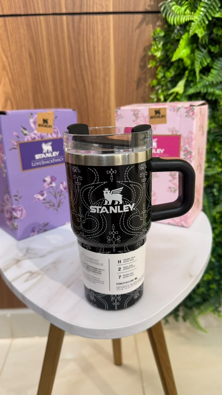 Stanley Quencher Travel Tumbler with Handle(600ML) – Black Bandana Lace Edition